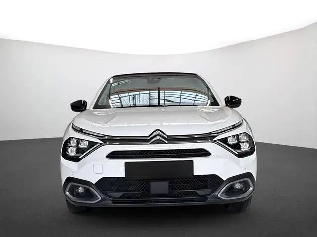 Citroen C4 view 3