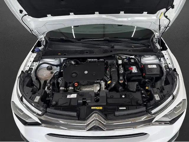Citroen C4 view 7