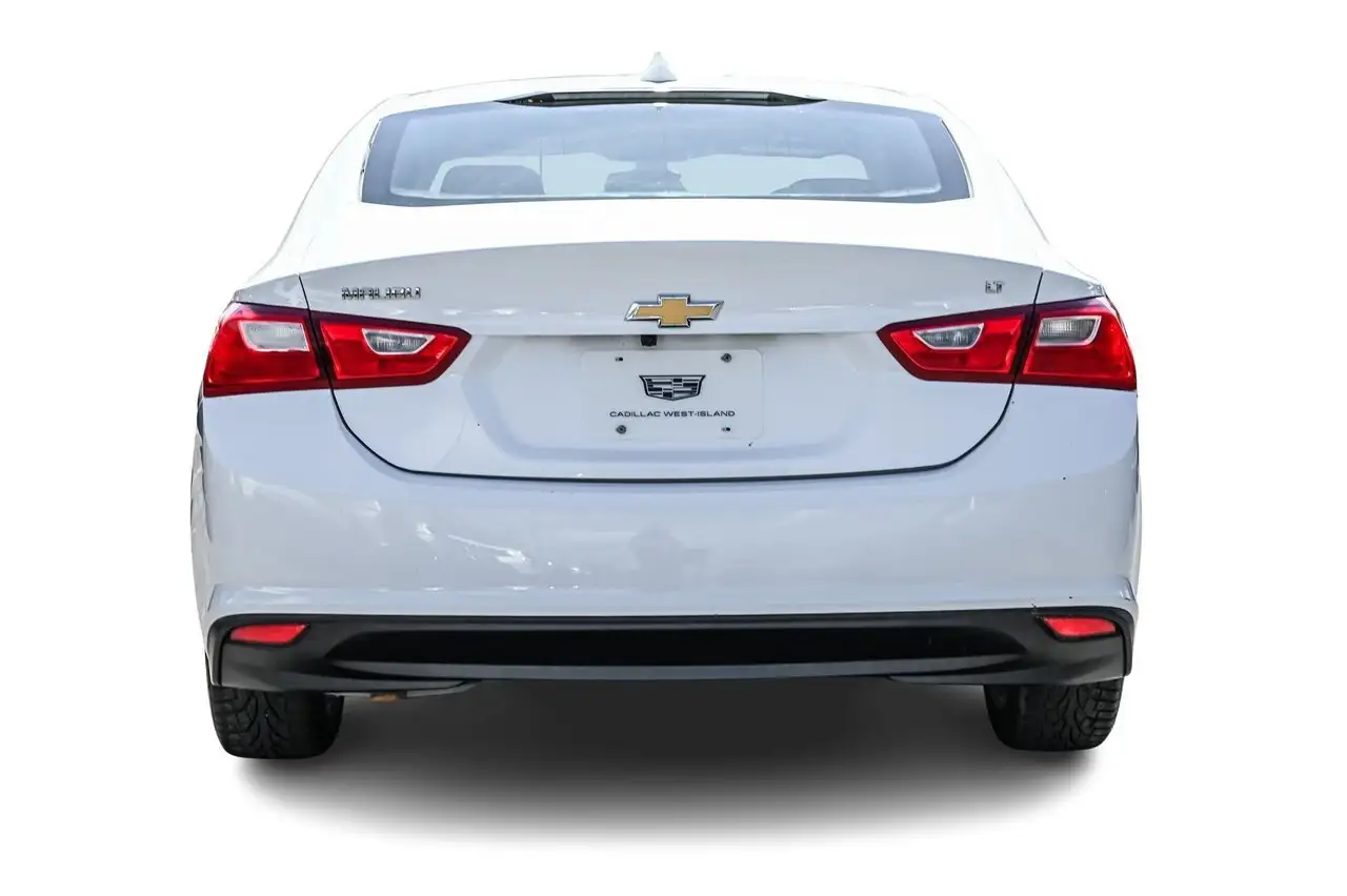 Chevrolet Malibu снимка Chevrolet Malibu