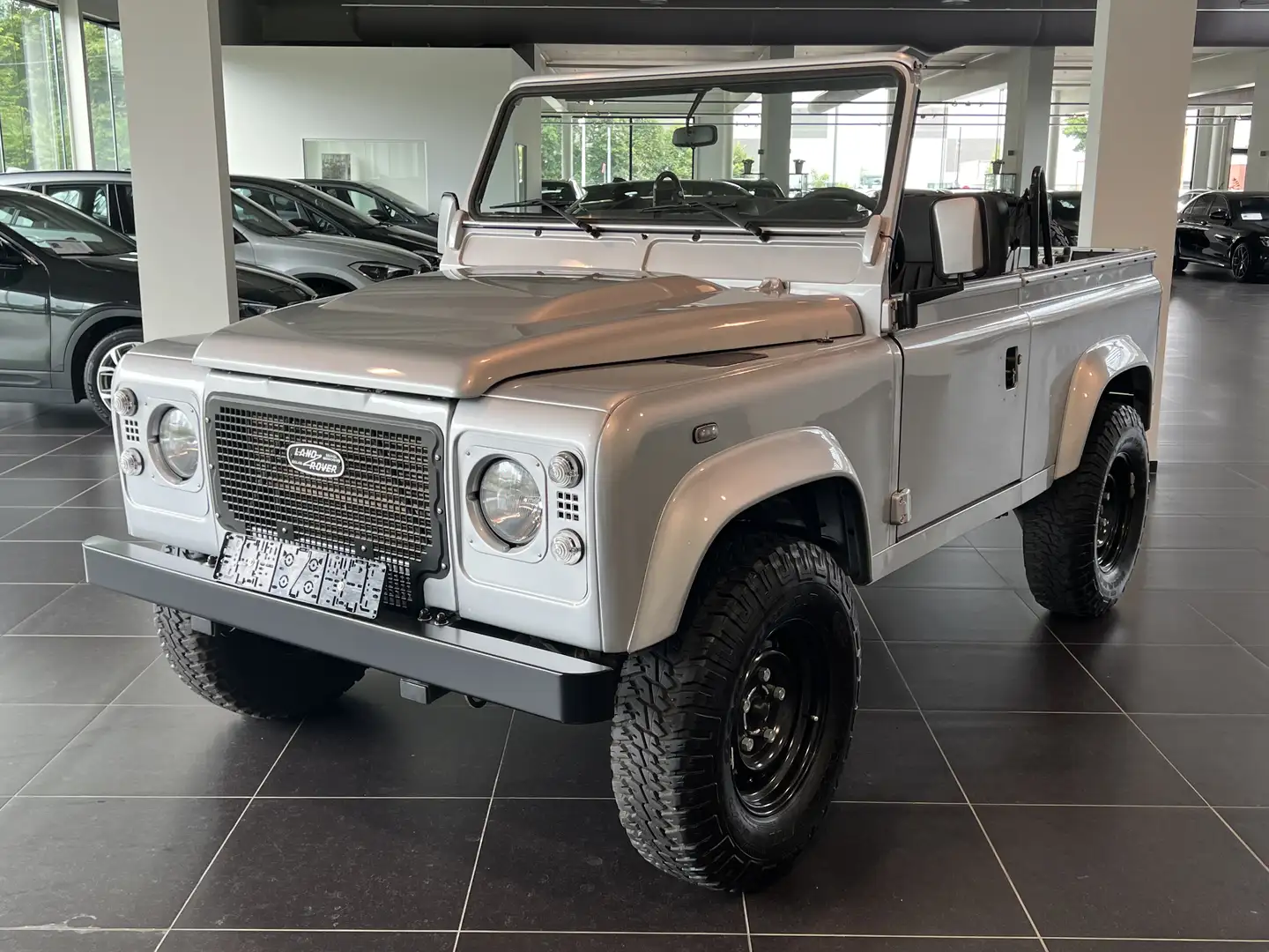 Land Rover Defender 90 2.2 TD4 Euro5 soft top Argent - 1