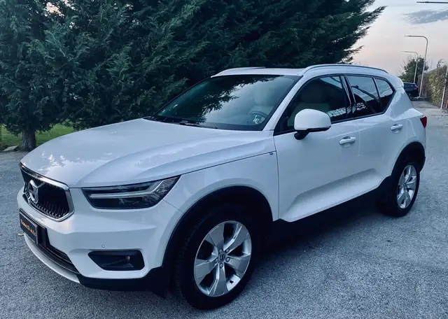 Volvo XC40 Momentum ** POSS . PACK - MEDIA**  VED. NOTE