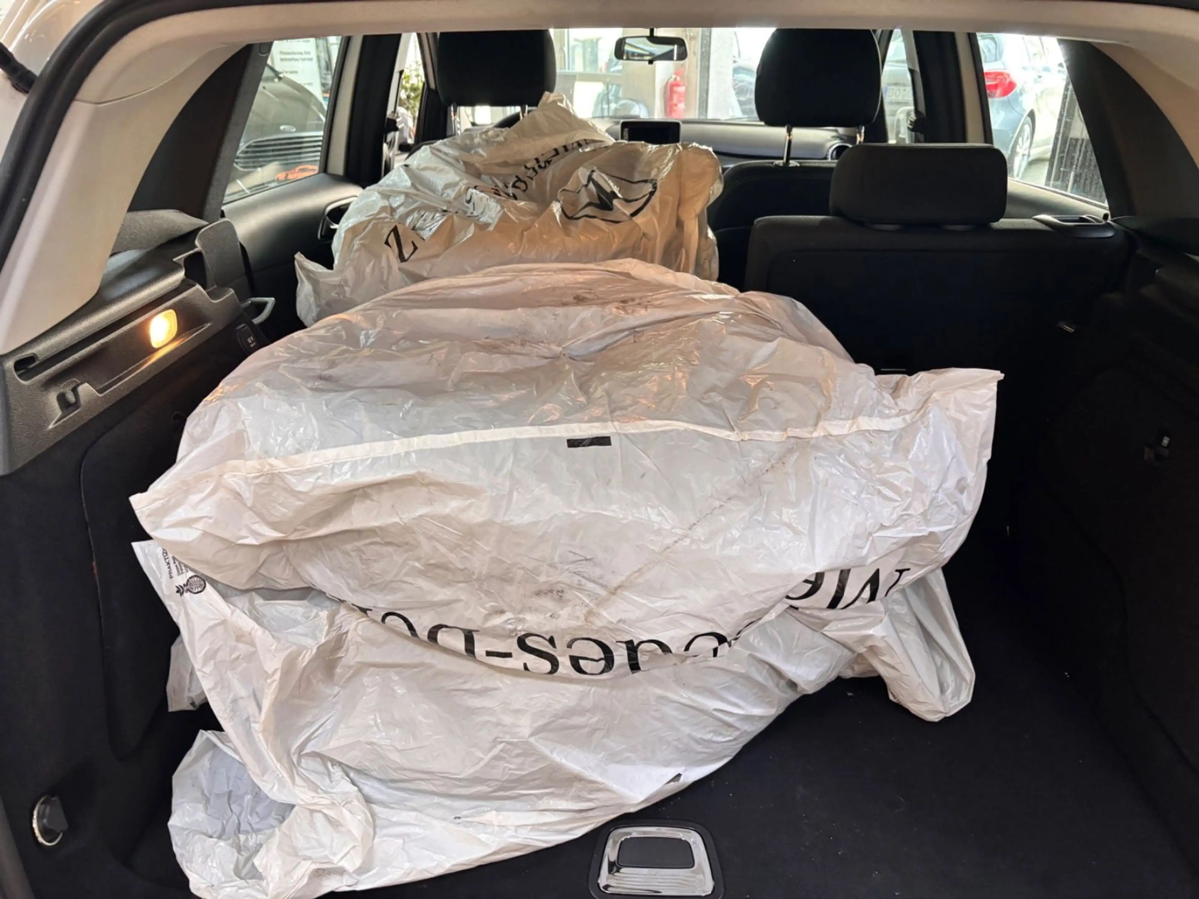Mercedes-Benz B 180 Aut. — photo 6