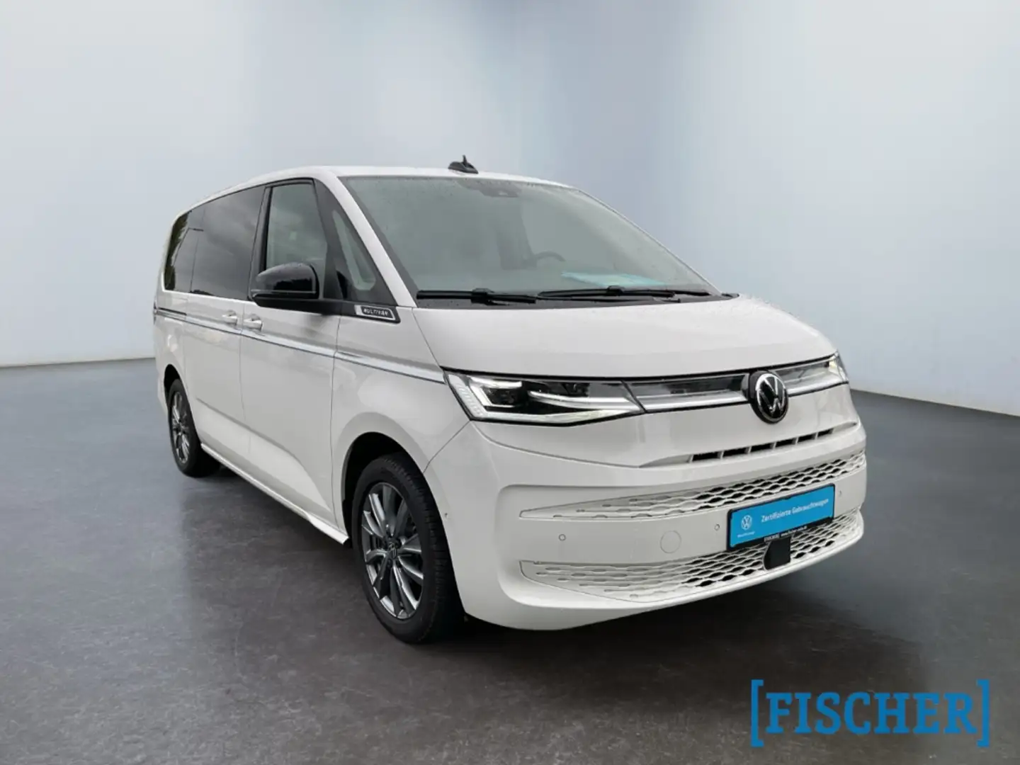 Volkswagen T7 Multivan Style lang LÜ 2.0TDI Matrix AHK Navi Rear View AC Weiß - 2