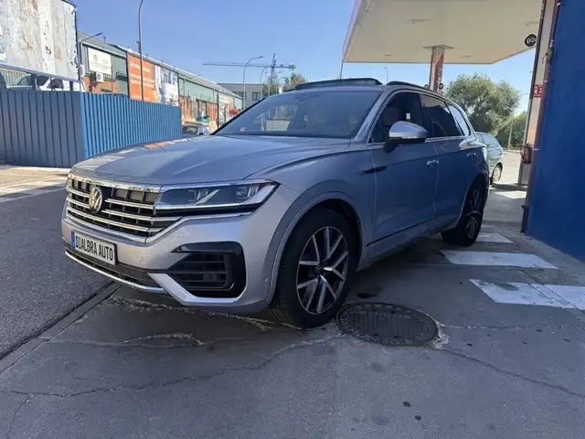 Volkswagen Touareg 3.0TDI V6 R-Line Individual Tip. Elegance 4M 210kW