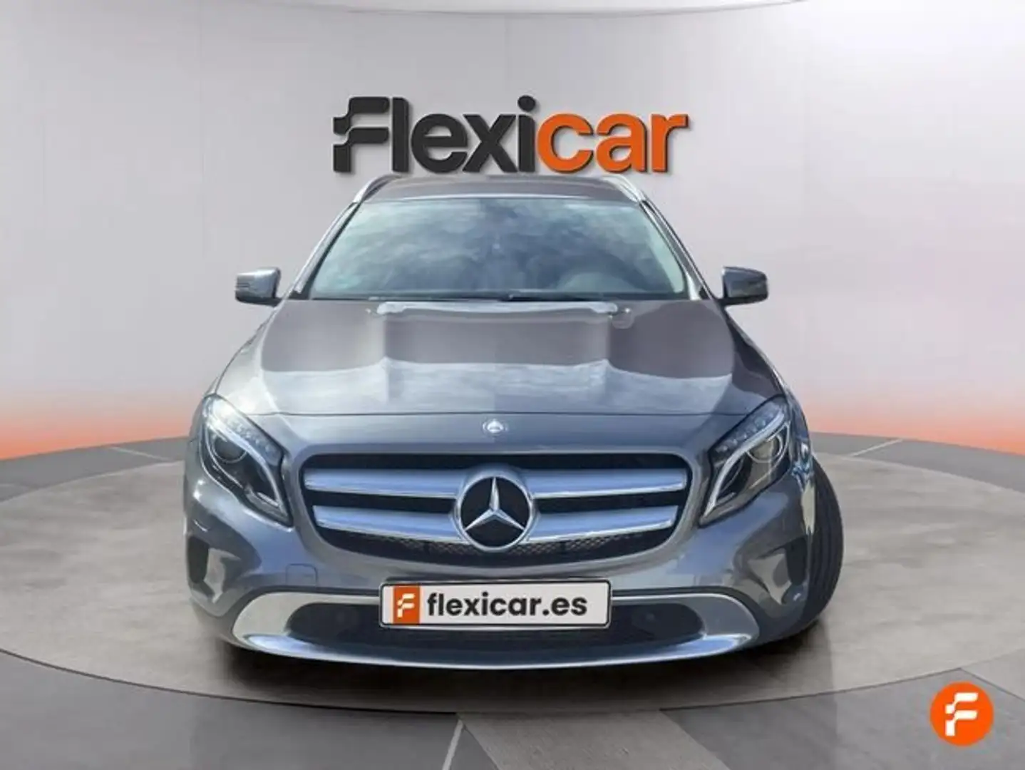 Mercedes-Benz GLA 200 200d Urban 7G-DCT Gris - 2