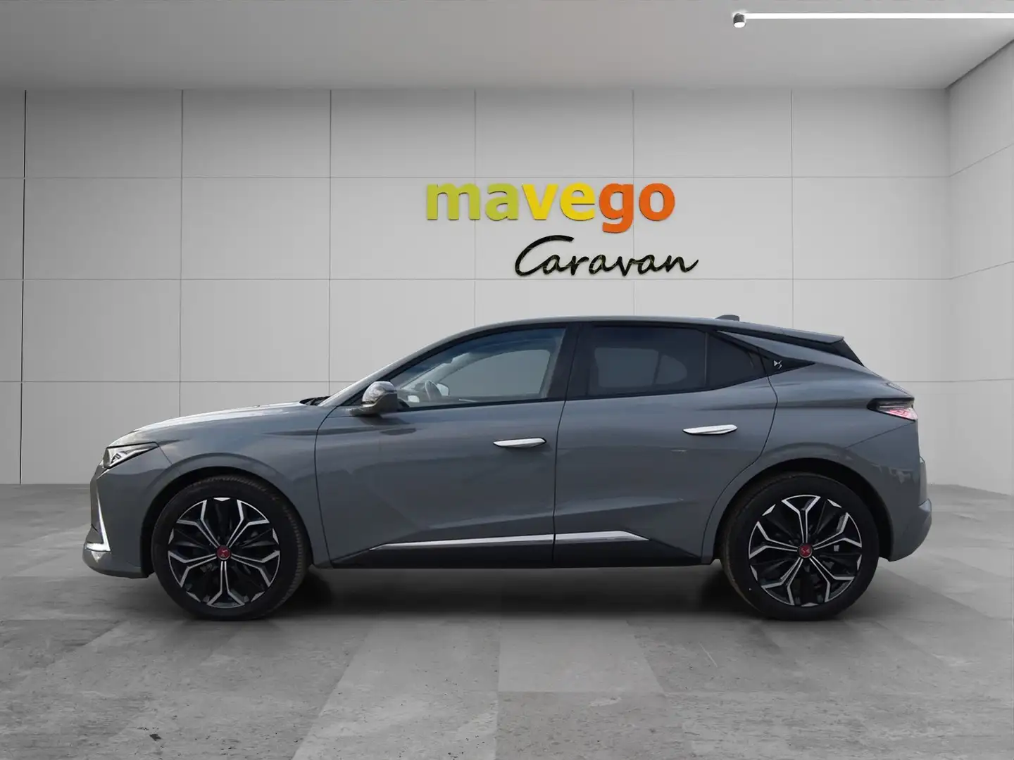 DS Automobiles DS 4 BlueHDi 130 S&S EAT8 Performance Line + Grau - 2