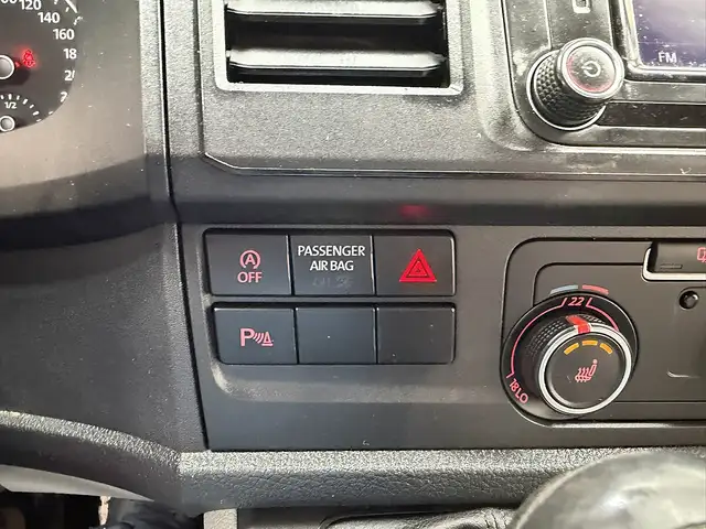 Volkswagen Transporter view 20