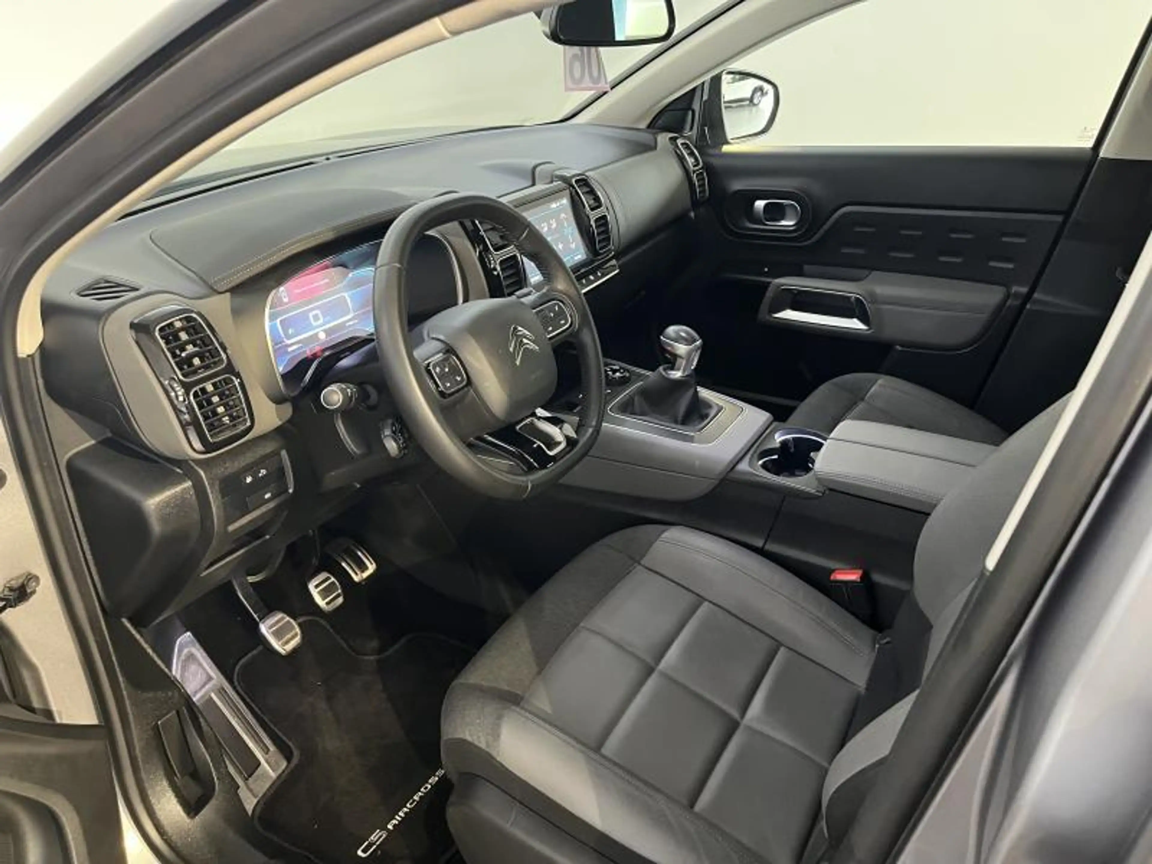 Citroen C5 Aircross Business — photo 11