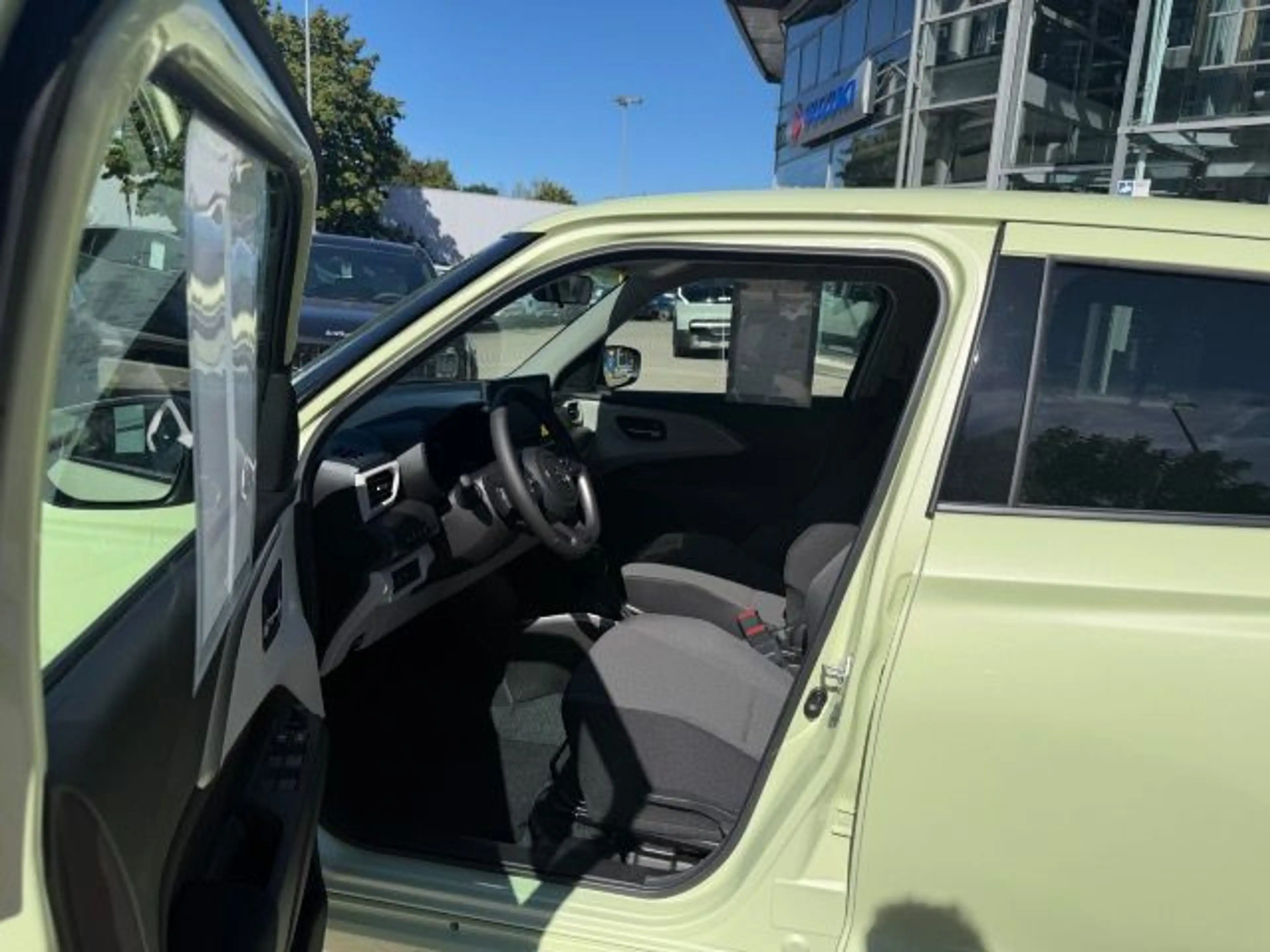 Suzuki Swift SWIFT 1.2 DUALJET HYBRID AUTOMATIK COMFORT+ — photo 14