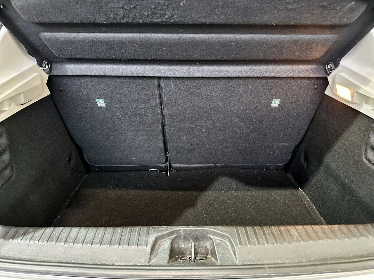 Renault Clio Citadine 5 portes — photo 39