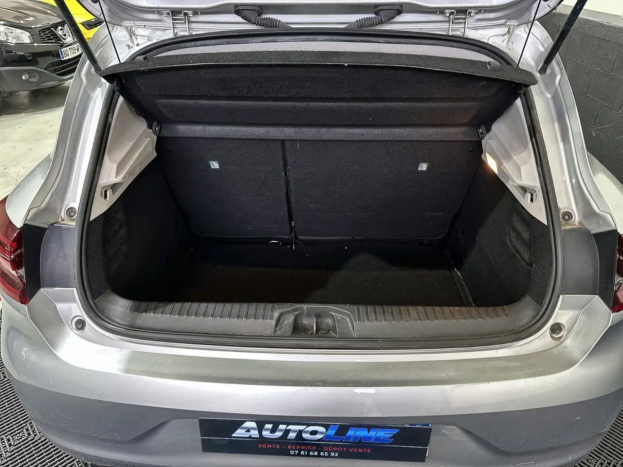 Renault Clio Citadine 5 portes — photo 41