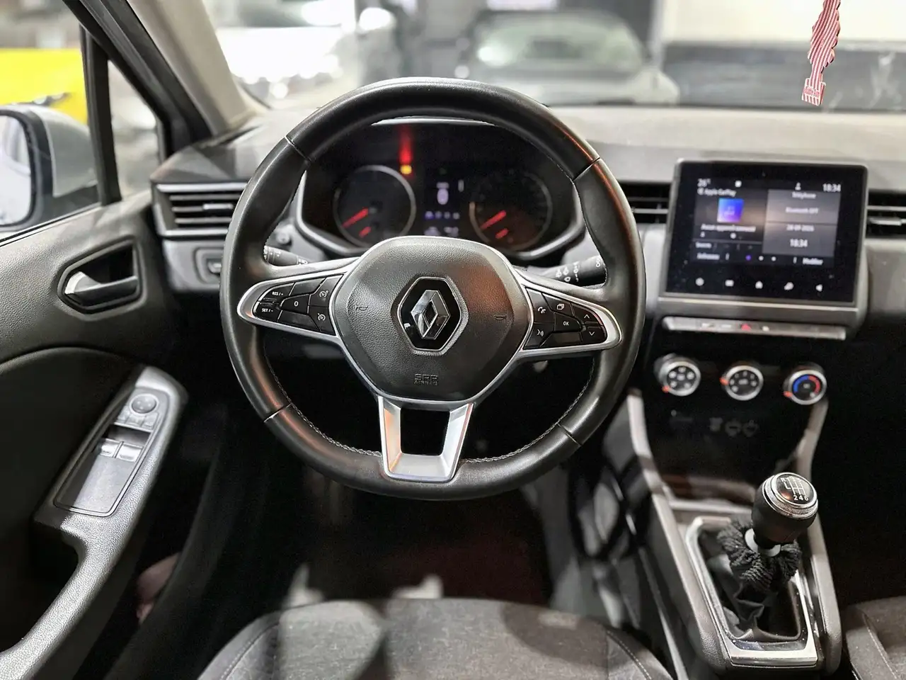 Renault Clio Citadine 5 portes — photo 28