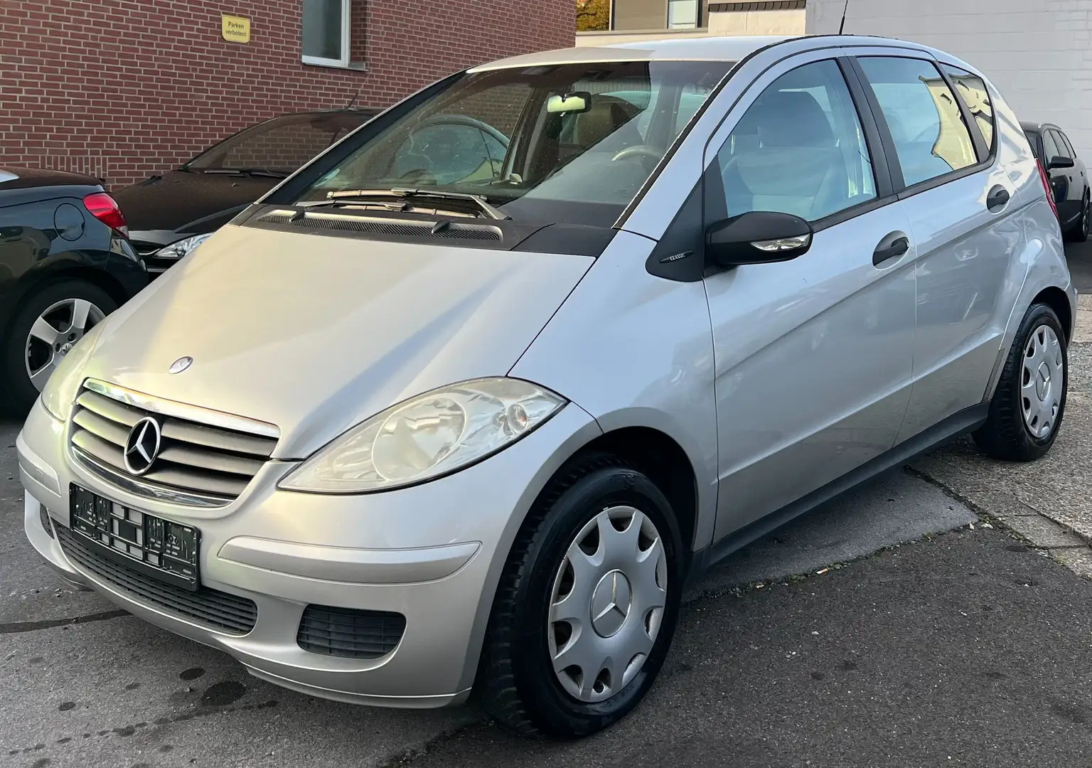 Mercedes-Benz A 150 A 150 *TÜV NEU-KLIMA* Gris - 1