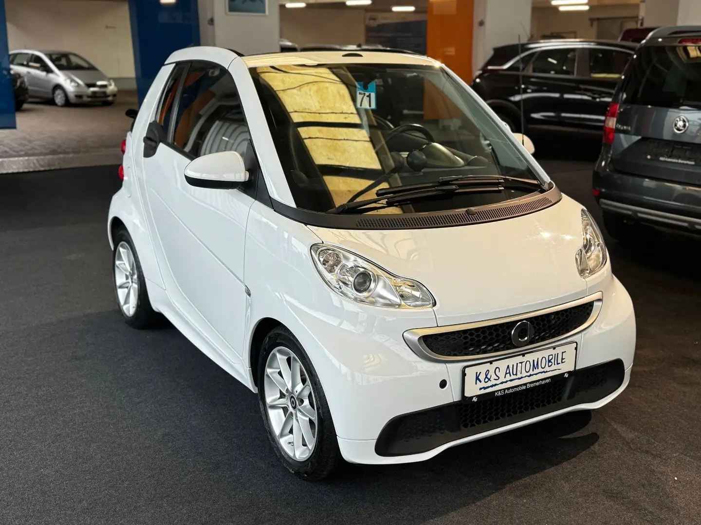smart forTwo fortwo cabrio *SHZ*KLIMA*LEDER* Weiß - 2