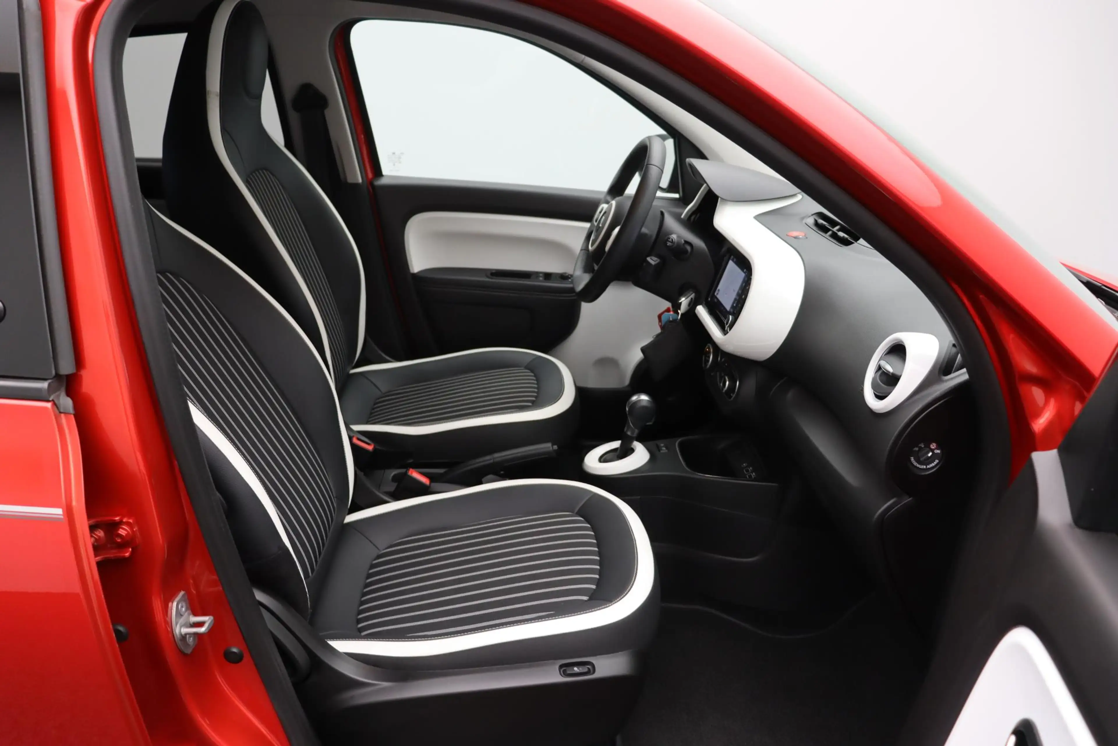 Renault Twingo Z.E. R80 Techno | Stoelverwarming | Cruise Control — photo 15