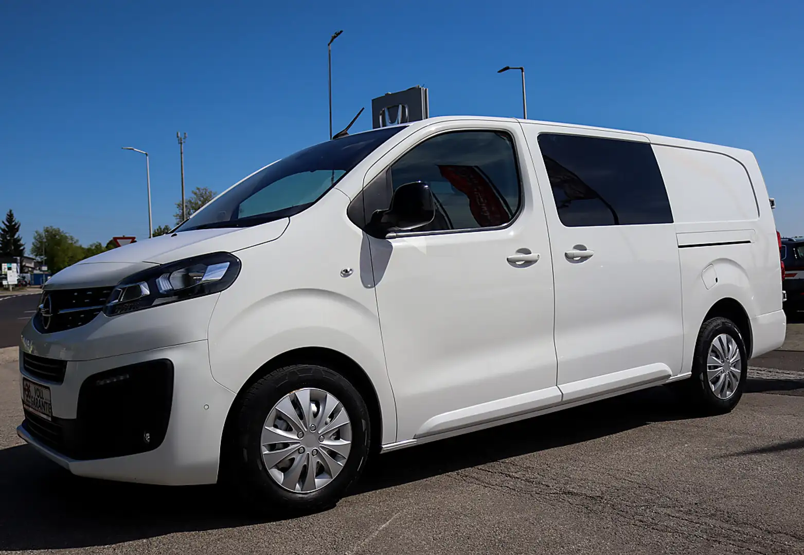 Opel Vivaro DoKa 2,0 CDTI netto 19.150.- KAMERA NAVI... Weiß - 1