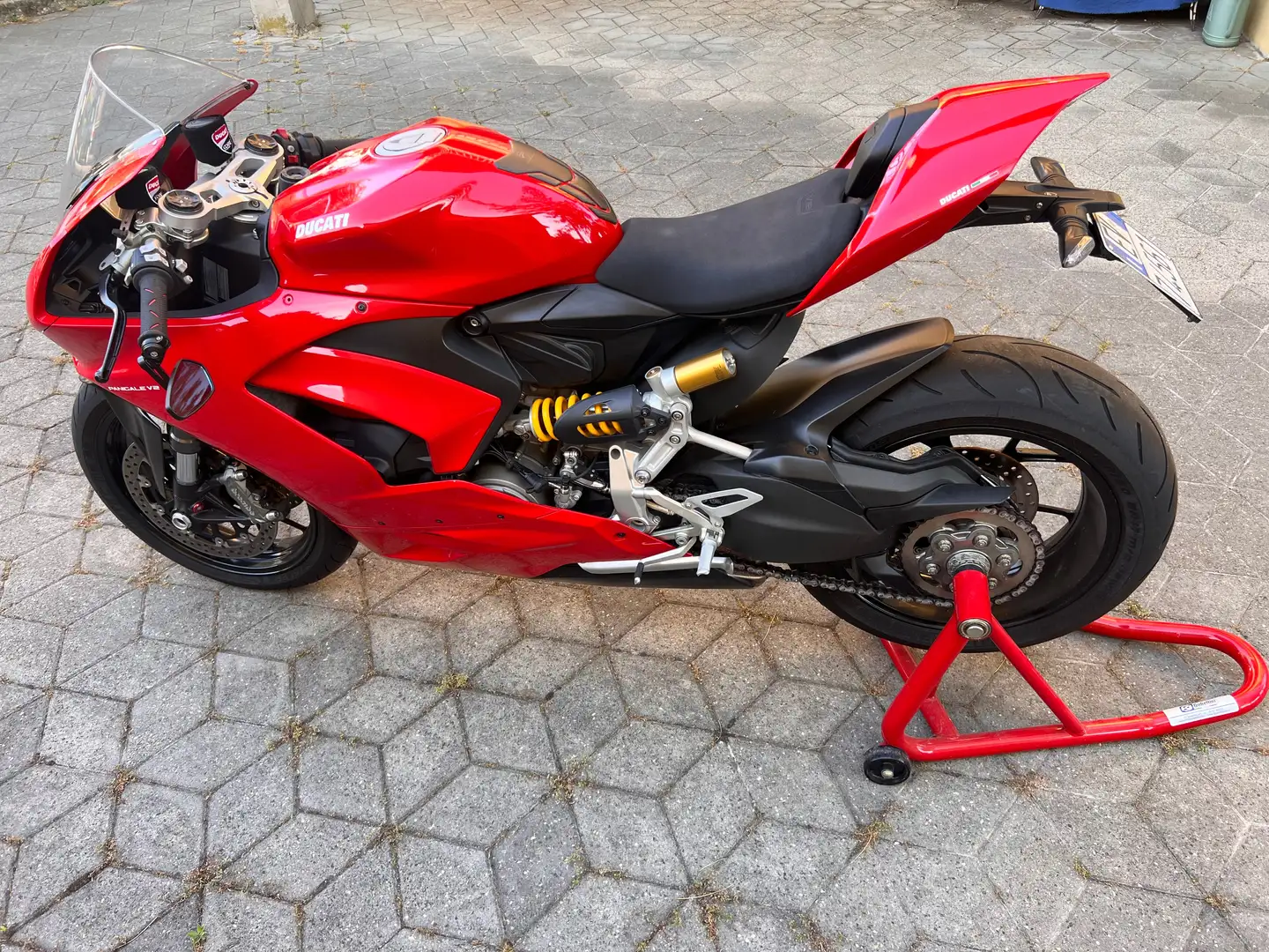 Ducati Panigale V2 Rosso - 2