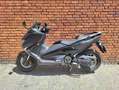 Yamaha TMAX DX ABS Zwart - thumbnail 2