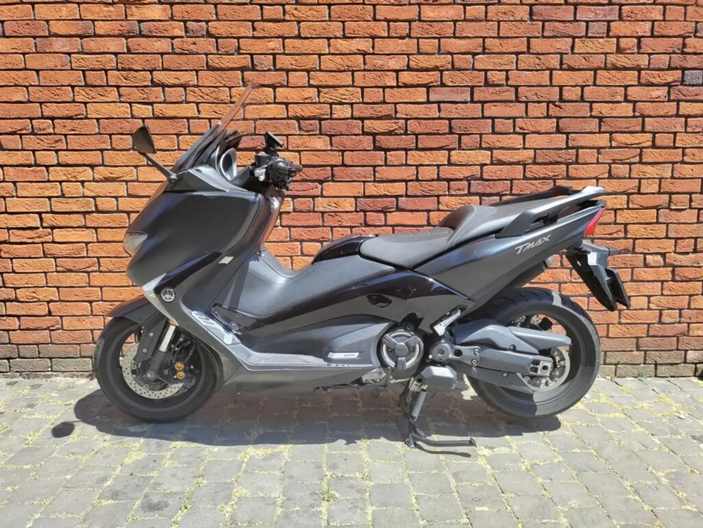 Yamaha TMAX DX ABS Zwart - 2