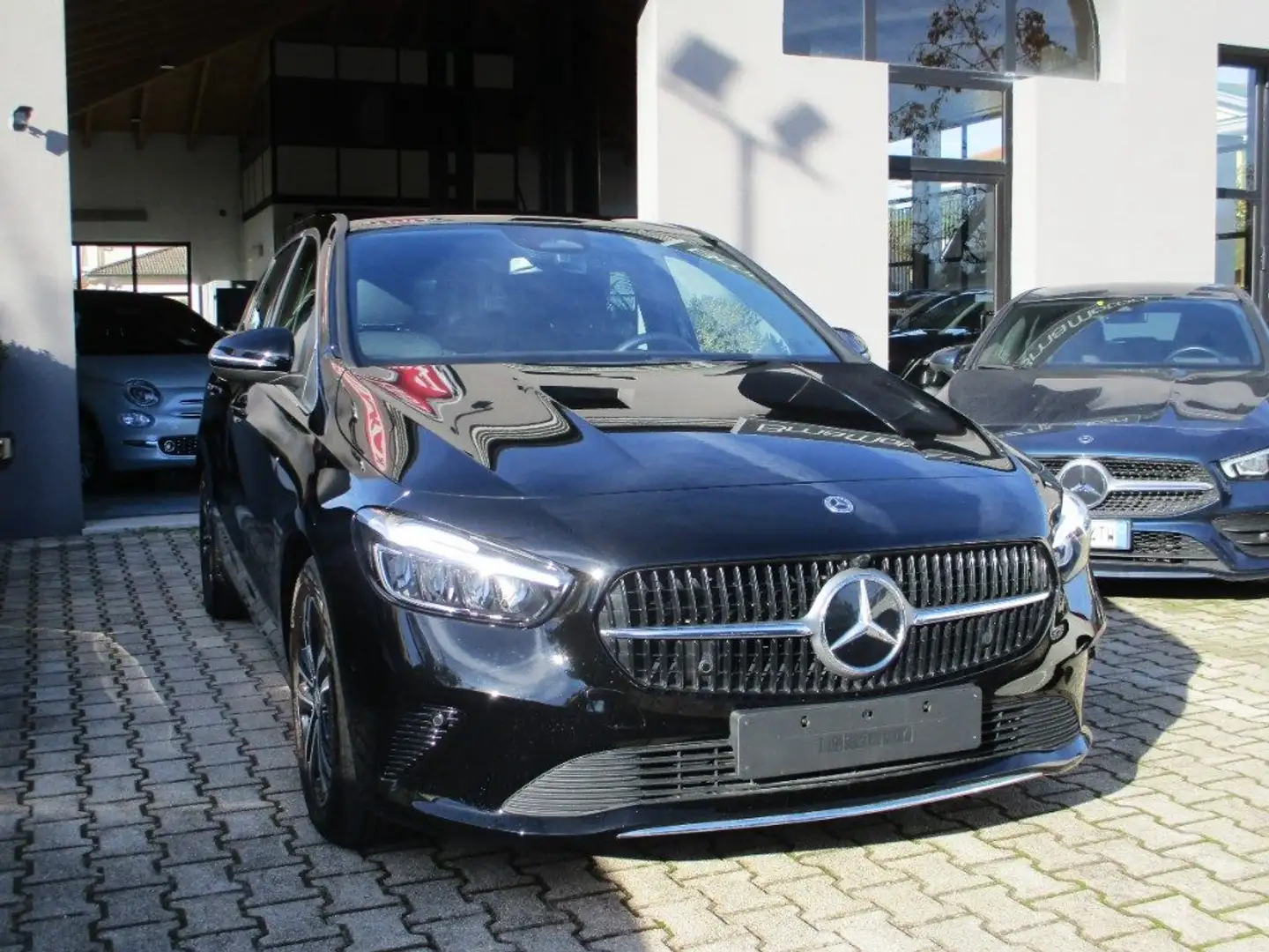 Mercedes-Benz B 180 Automatic Progressive Navi/Led/Camera Noir - 1