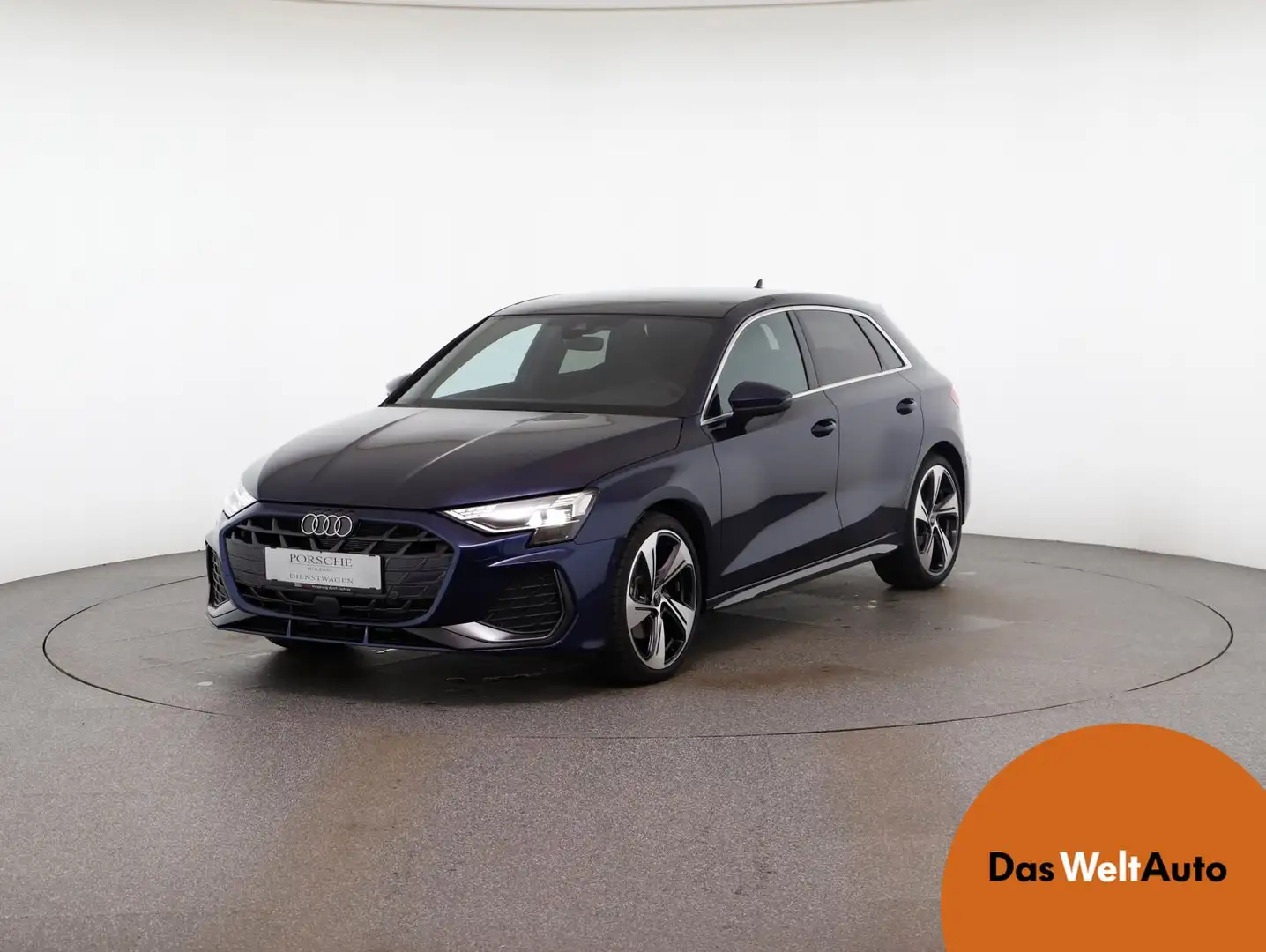 Audi A3 35 TDI S line Blauw - 1