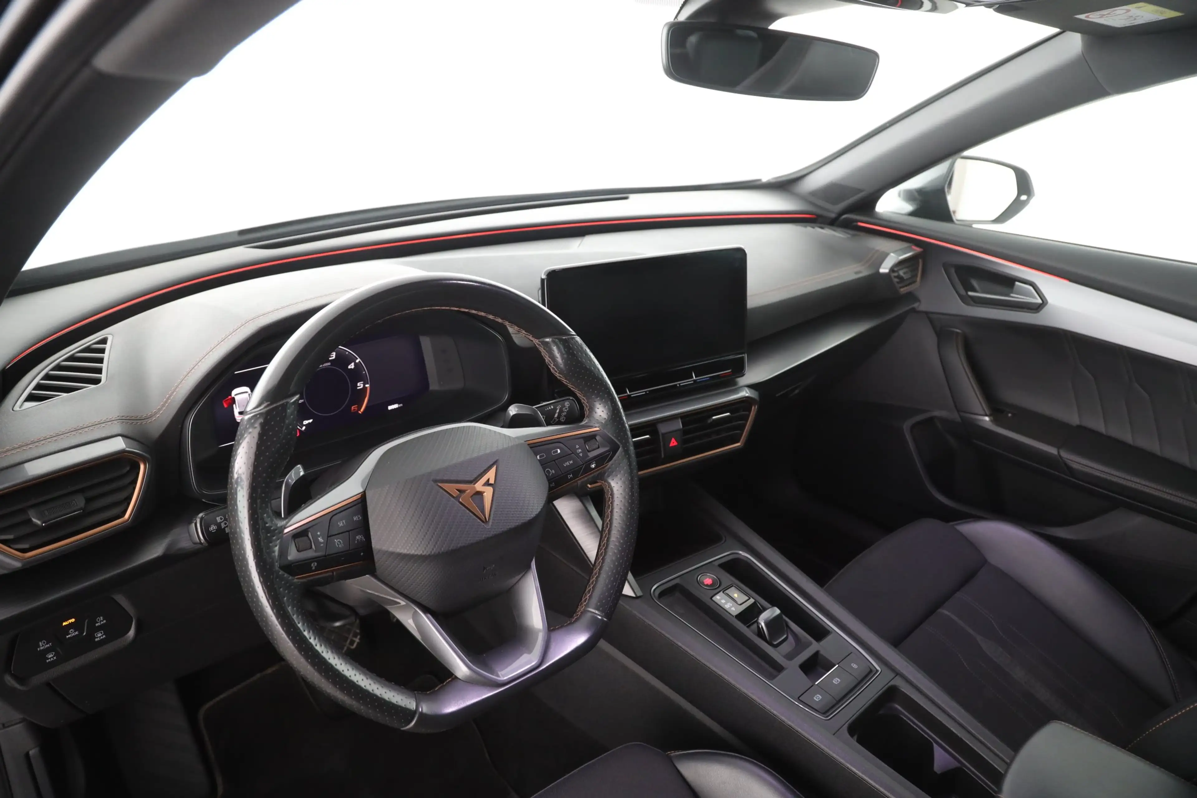 CUPRA Formentor 2.0 TDI DSG 4Drive | NAVI | SITZH. | — photo 11