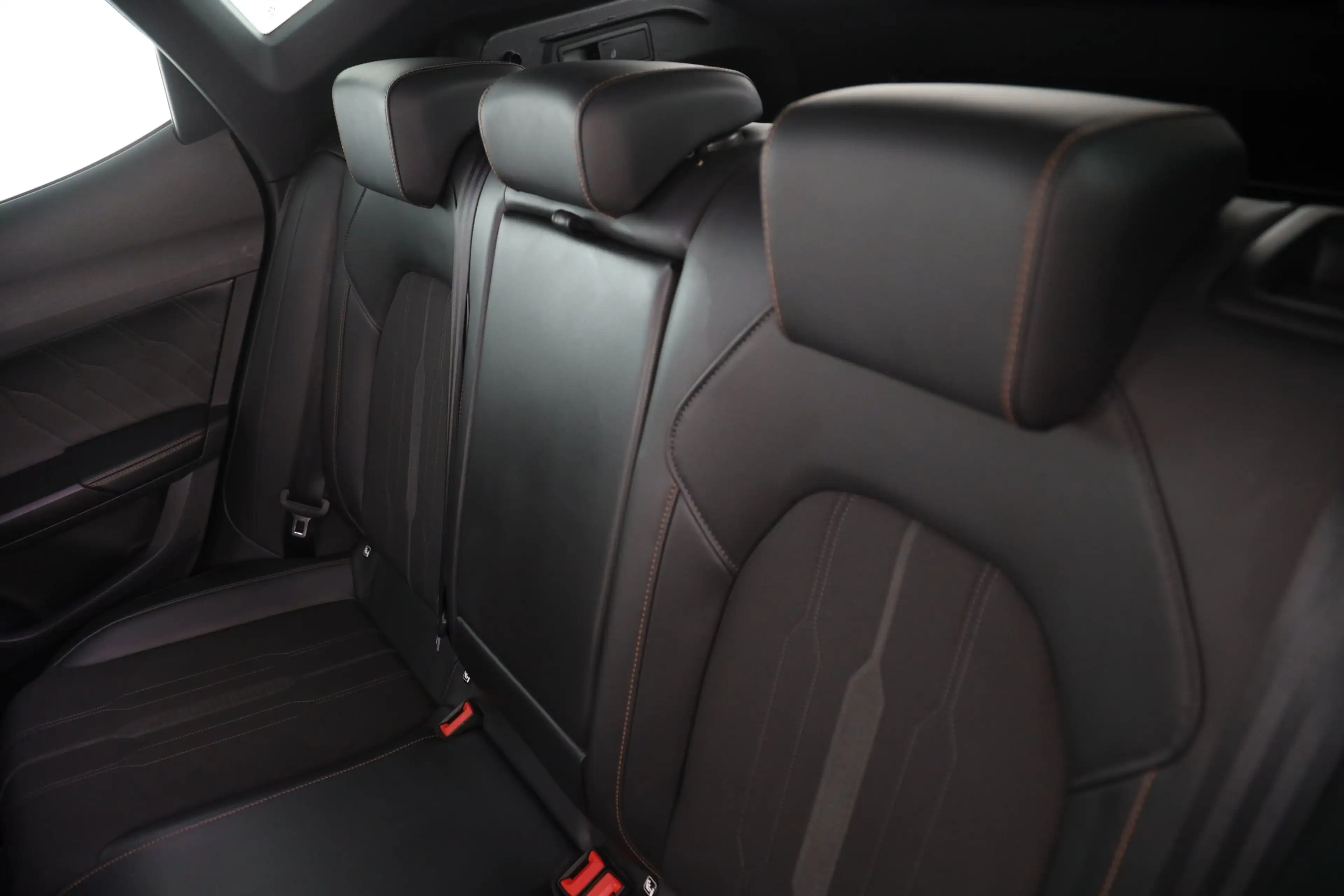 CUPRA Formentor 2.0 TDI DSG 4Drive | NAVI | SITZH. | — photo 13