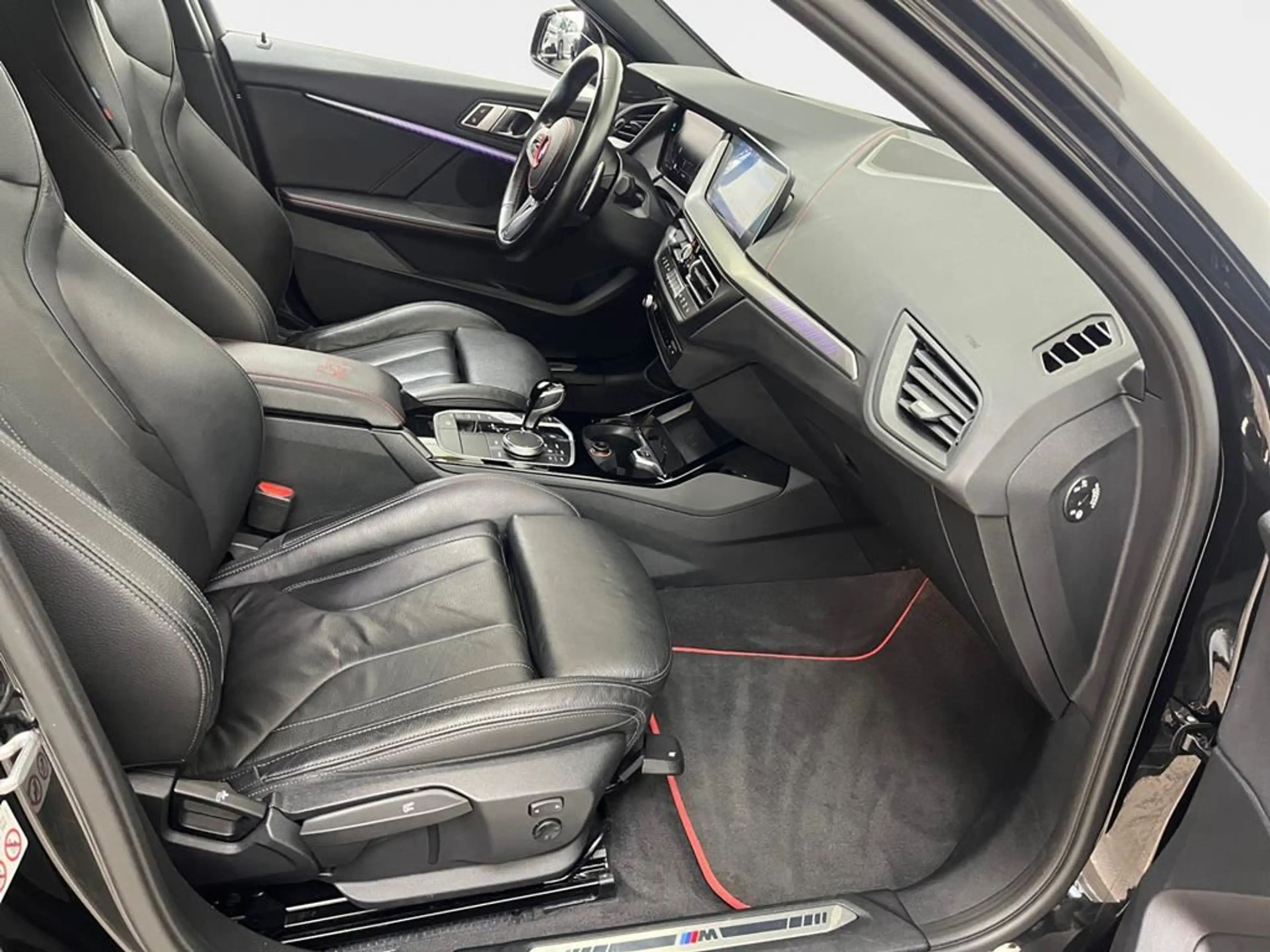 BMW 128 M Sport — photo 14