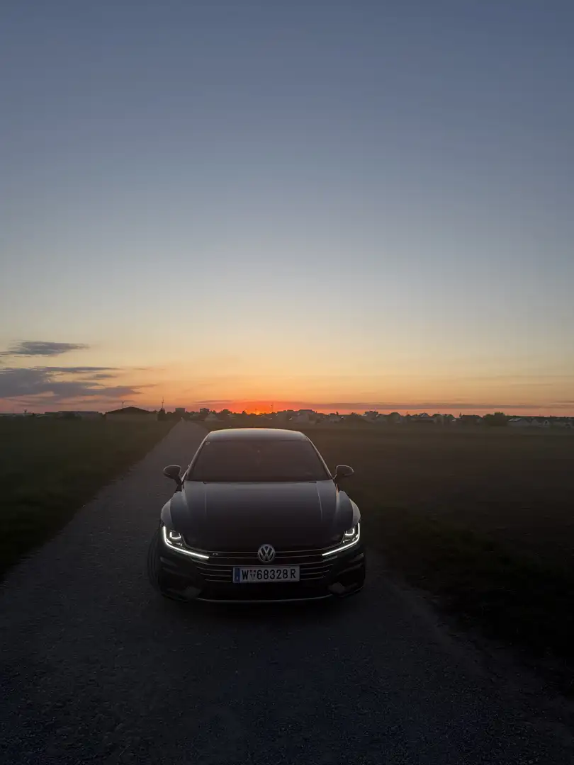 Volkswagen Arteon 2.0 TDI SCR DSG R-Line - 2