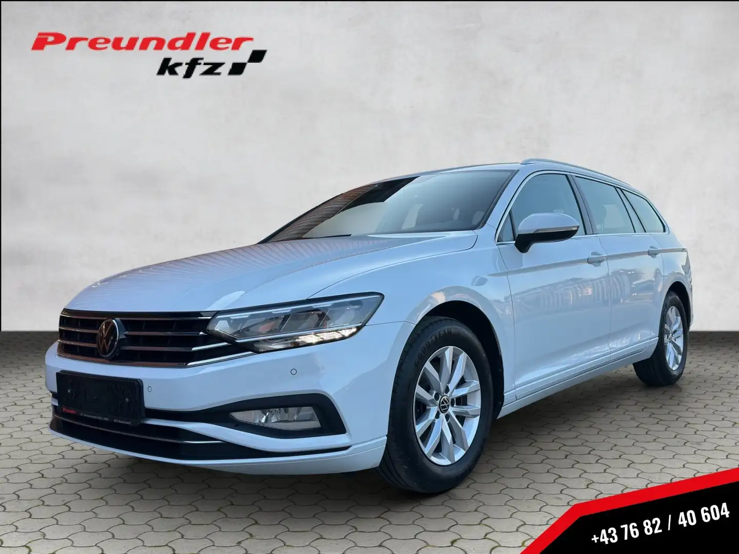 Volkswagen Passat Variant Business 2,0 SCR TDI Weiß - 1