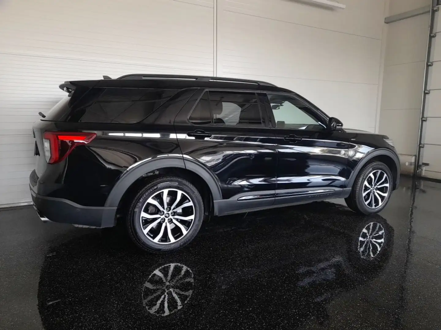 Ford Explorer ST-LINE 3,0 V6 EcoBoost PHEV 4X4 Aut. *7 SITZE / SKY / 360° KAMERA / NAVI / ACC / VOLLEDER BEH. + BELÜFTET / 20 ZOLL / VO Schwarz - 2