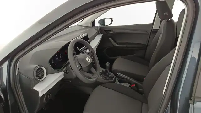 SEAT Arona view 9