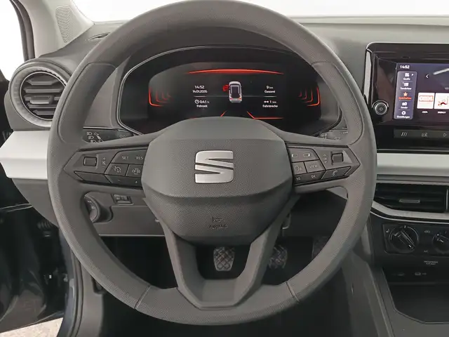 SEAT Arona view 14