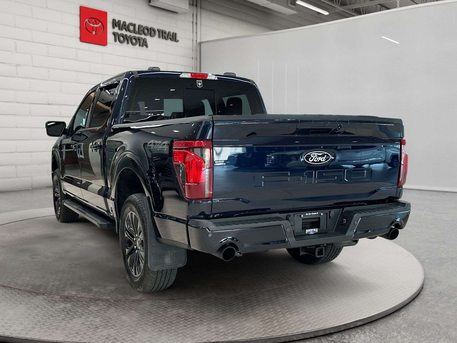 2024 Ford F-150 XLT 303A Pack | Crew Cab | 2.7L Turbo | Leather | — снимка 1