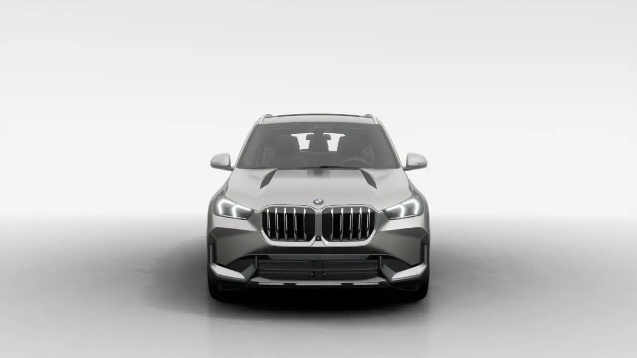 BMW X1 снимка BMW X1