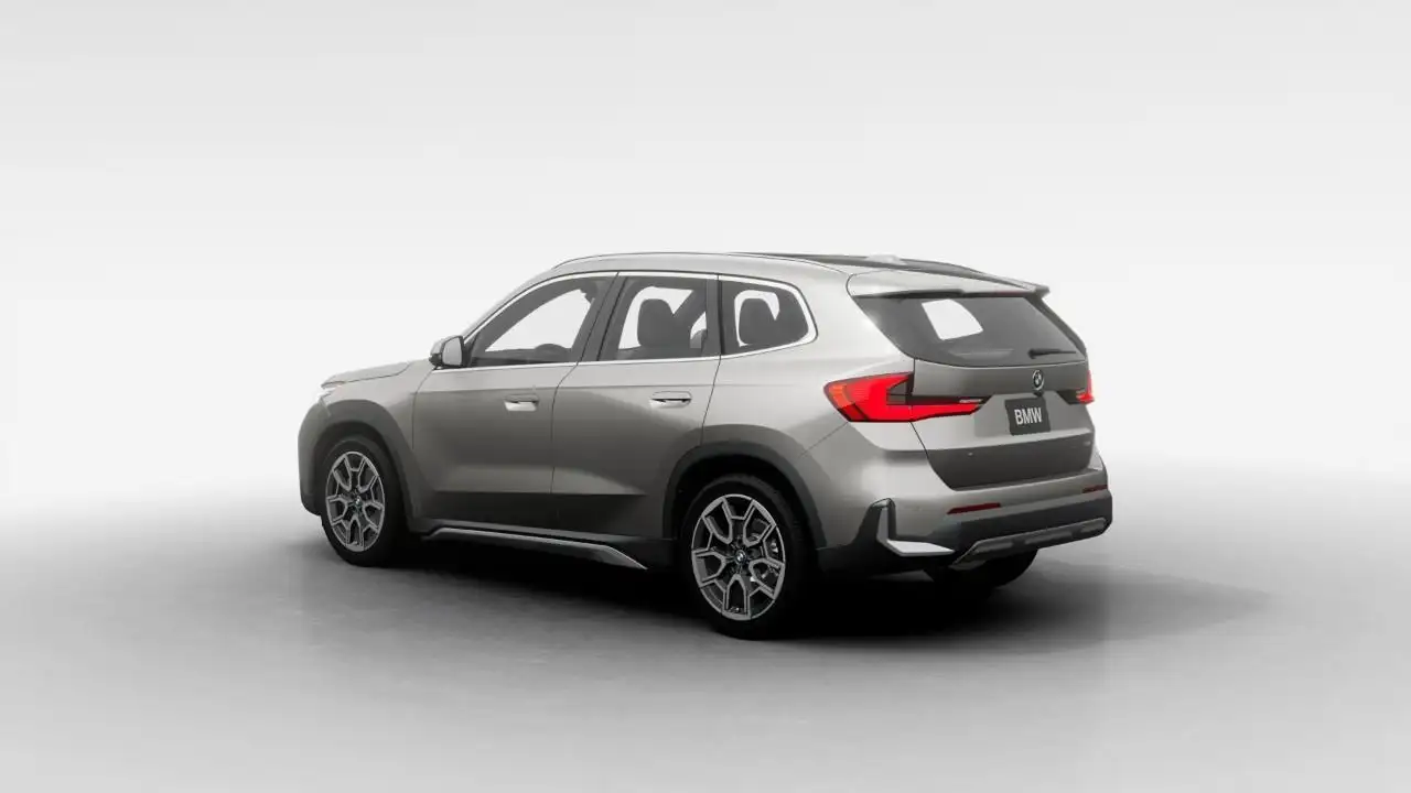 BMW X1 снимка BMW X1