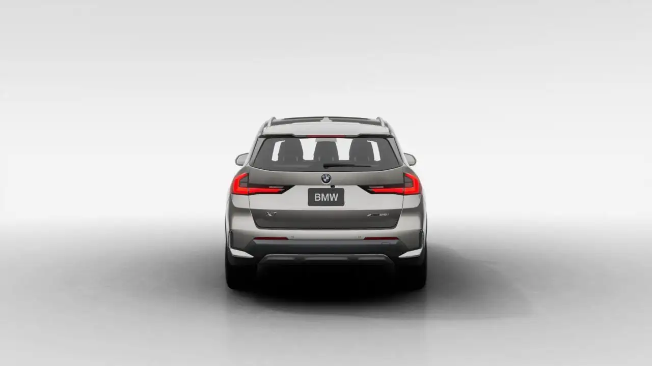 BMW X1 снимка BMW X1