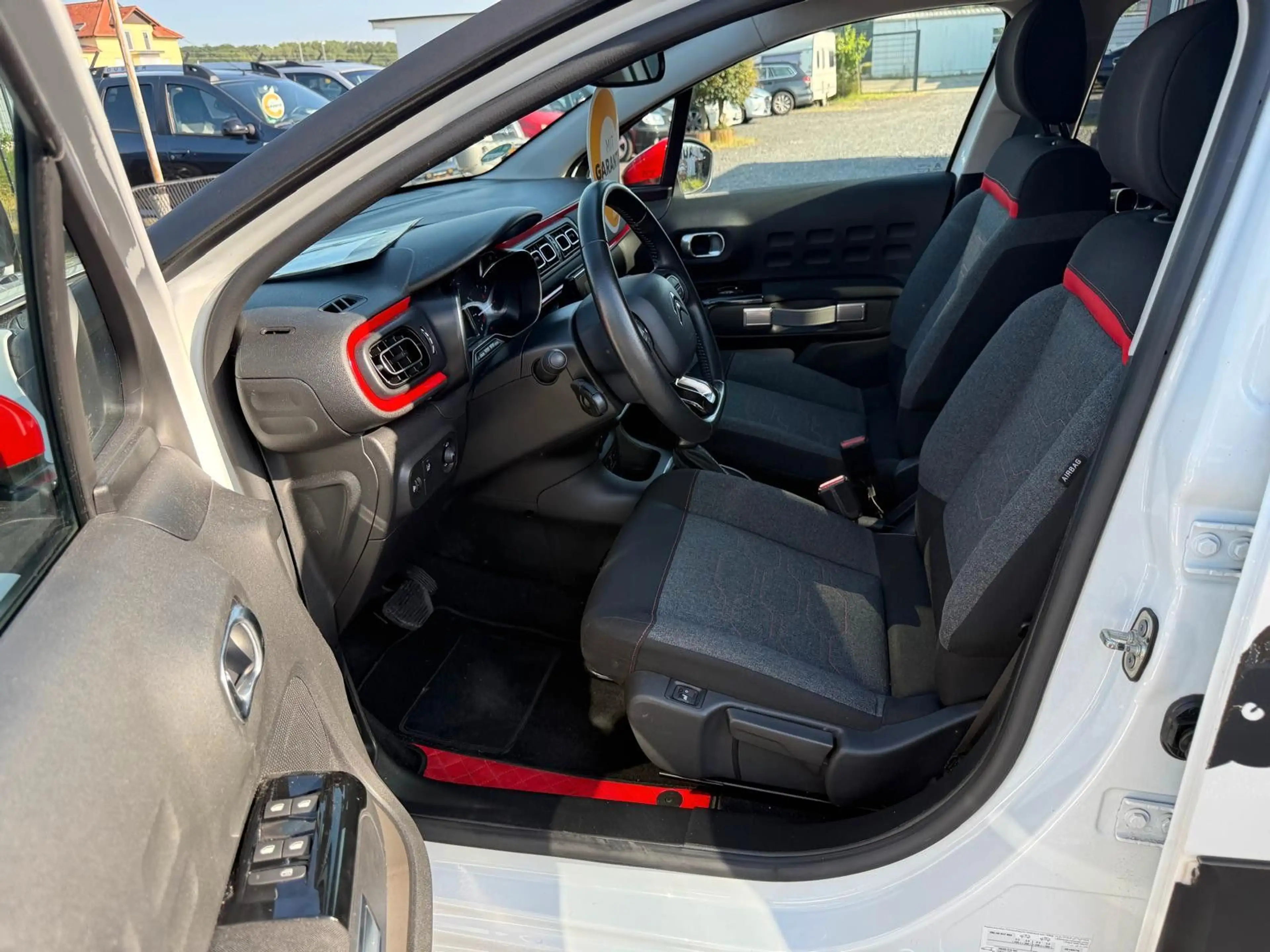 Citroen C3 Shine /AUTOMATIK/TÜV NEU — photo 10