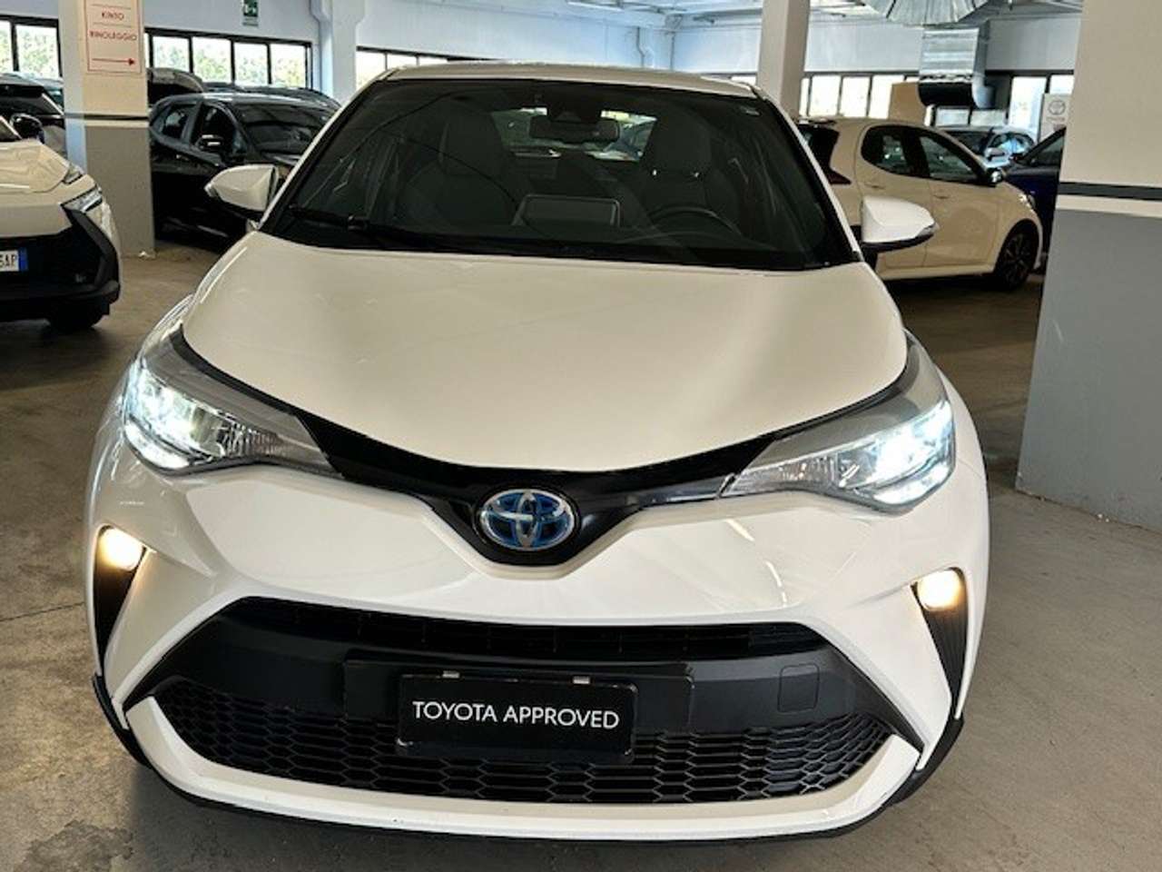 Toyota C-HR C-HR I 2020 1.8h Active e-cvt