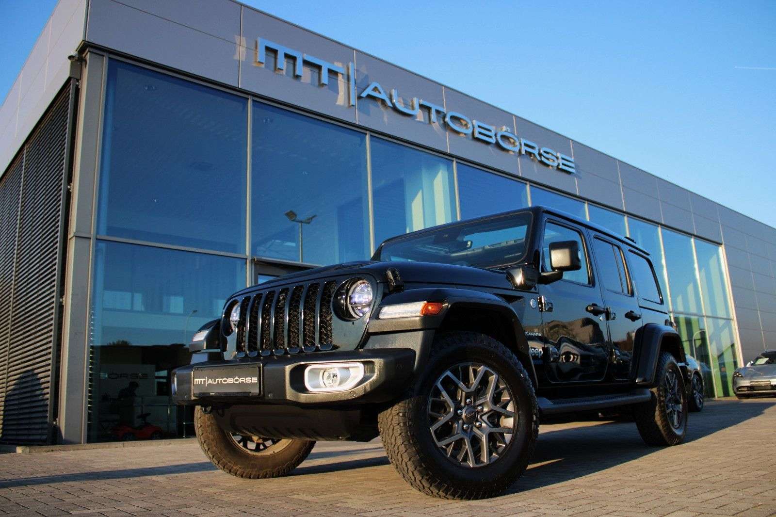 Second hand Jeep Wrangler 2.0