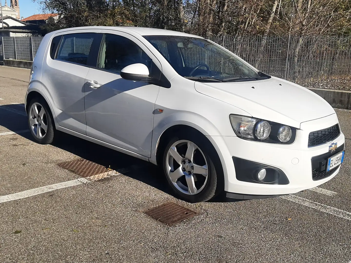 Chevrolet Aveo 1.3d LT 75cv 5p Bianco - 2