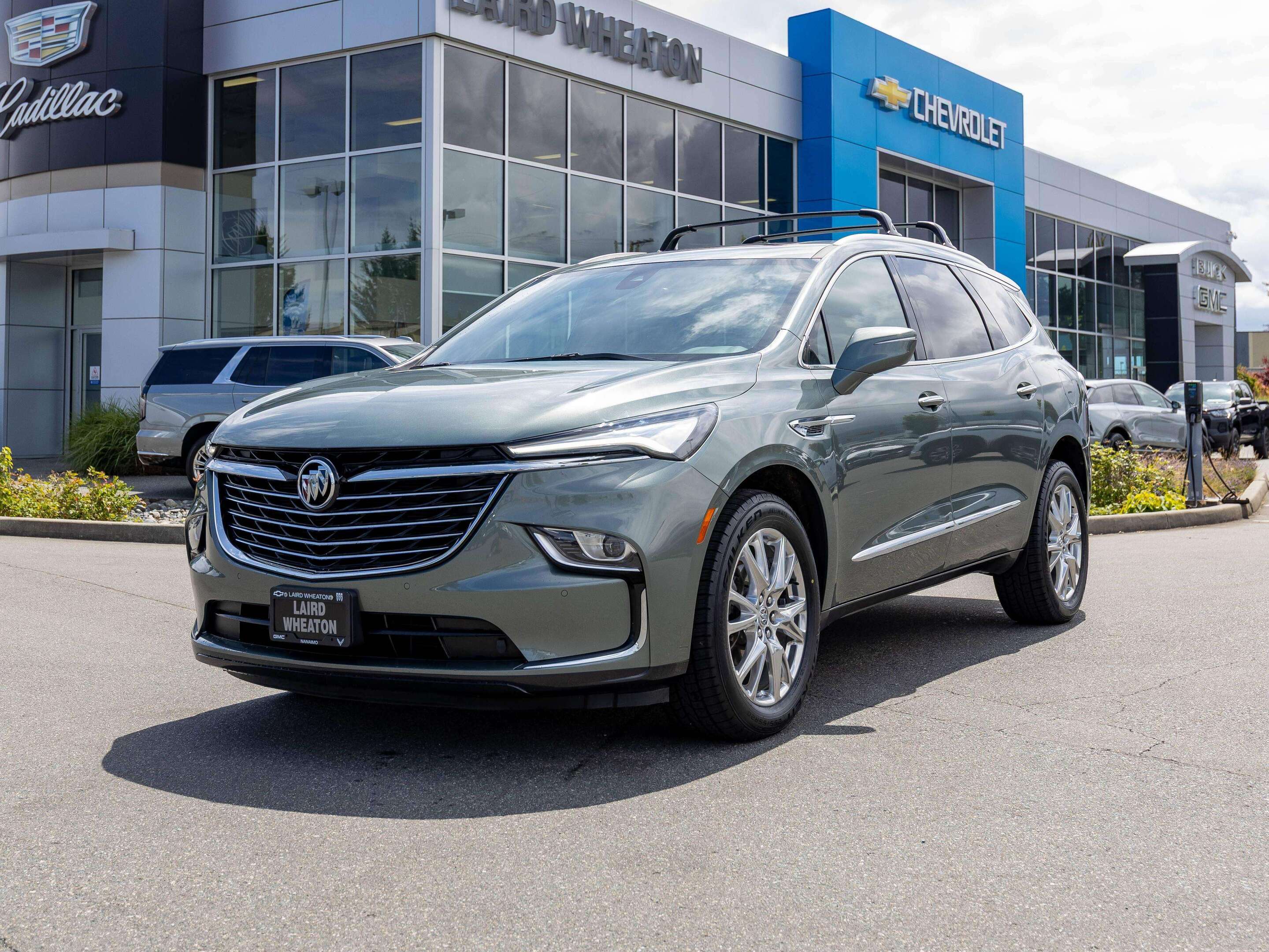Green 2023 Buick Enclave SUV / Crossover Four-Wheel Drive Automatic