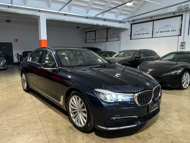 BMW 725