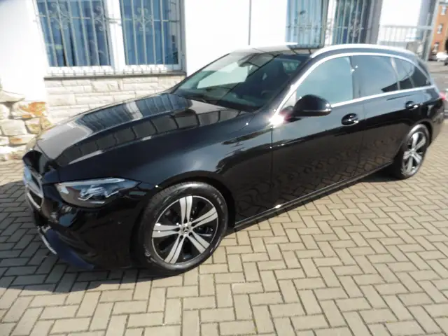 Mercedes-Benz C 180 T Avantgarde*LED*NAVI*KAMERA*PDC*Ambiente
