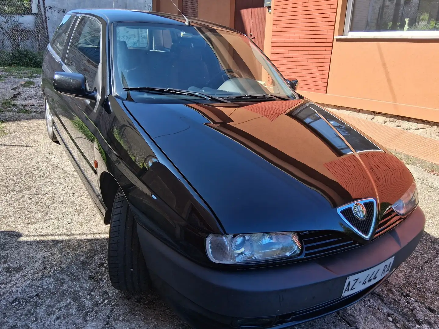 Alfa Romeo 145 1.6 Junior Černá - 2