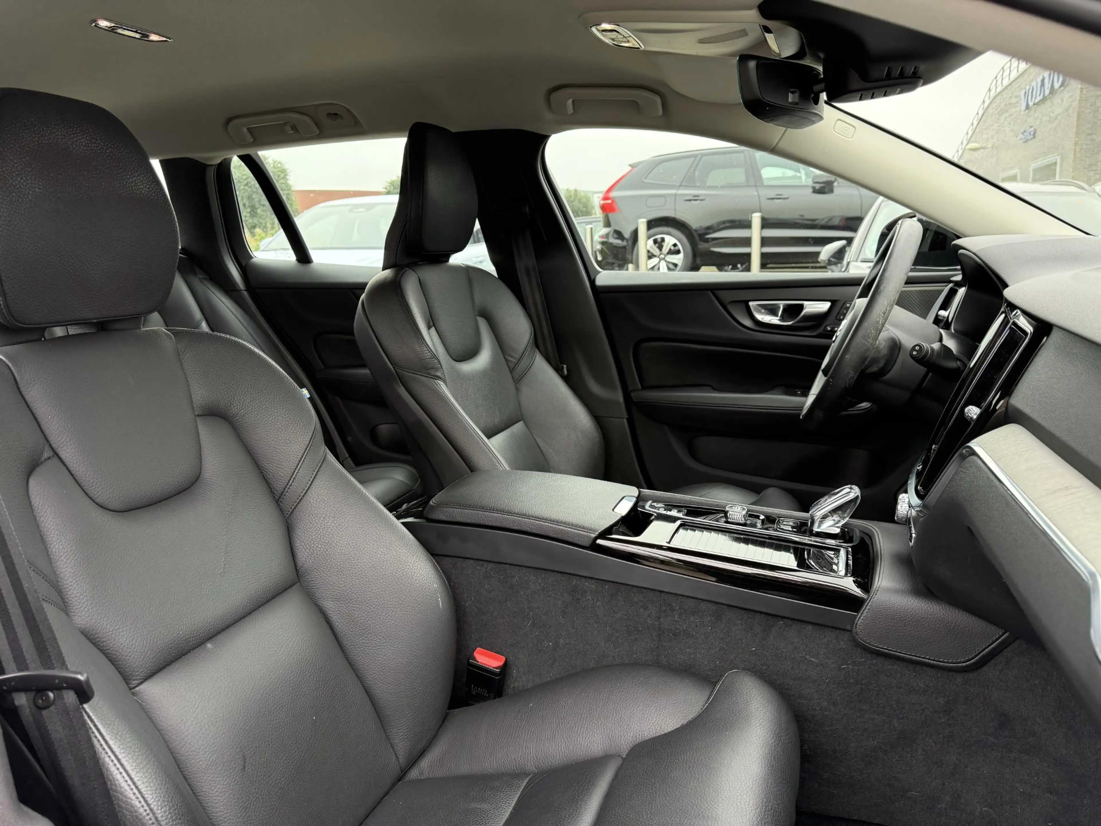 Volvo V60 2.0 T6 Recharge AWD Inscription | Elektrische stoe — photo 14