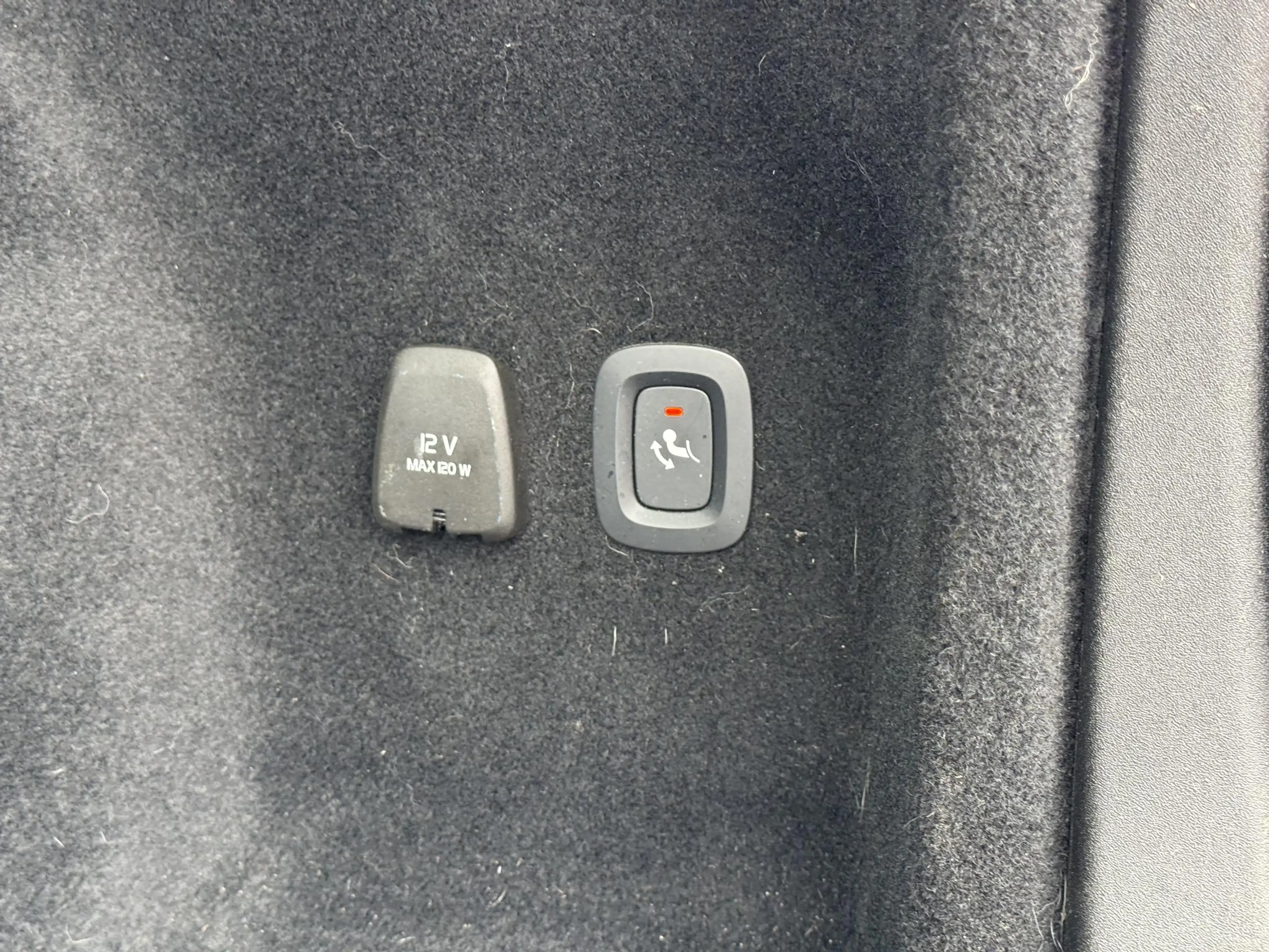 Volvo V60 2.0 T6 Recharge AWD Inscription | Elektrische stoe — photo 9
