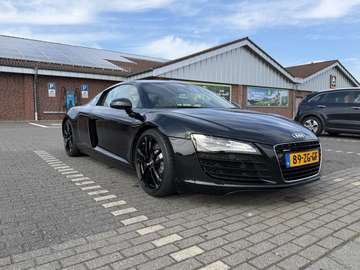 4.2 FSI quattro R tronic
