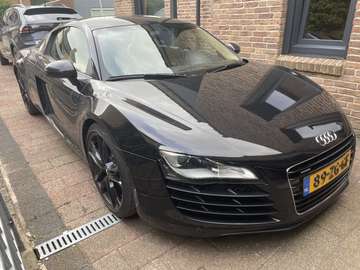 4.2 FSI quattro R tronic