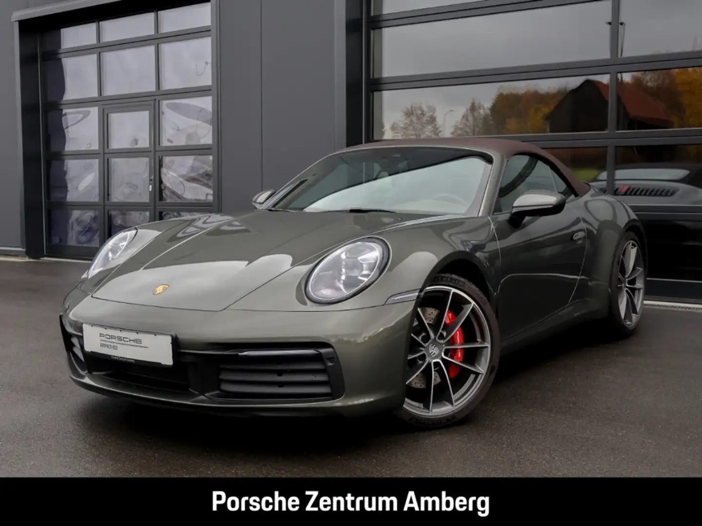 Porsche 992 911 Carrera 4S Cabriolet BOSE LED-Matrix Sportabga Grün - 1